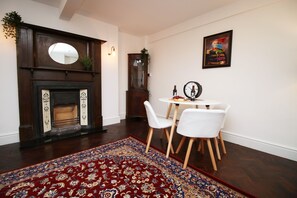 Family Apartment | Living area | Flat-screen TV - St Paul's View Apt 1 by Tŷ SA (Newport)