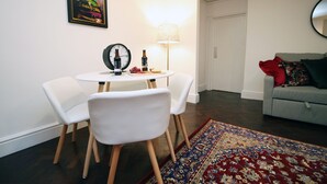 Family Apartment | Living area - St Paul's View Apt 1 by Tŷ SA (Newport)