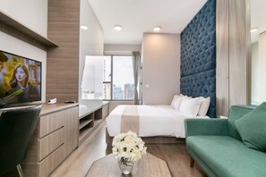 1 soverom, skrivebord, strykejern/-brett og wi-fi (inkludert)