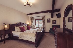 بديكورات فريدة لكل غرفة وطراز فريد لكل وحدة وملاءات أسرّة