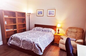 1 chambre, bureau, fer et planche Ă repasser, Wi-Fi