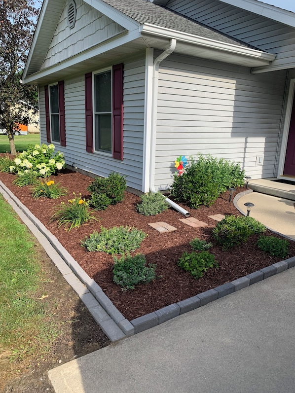 المنطقة المحيطة بالمنشأة