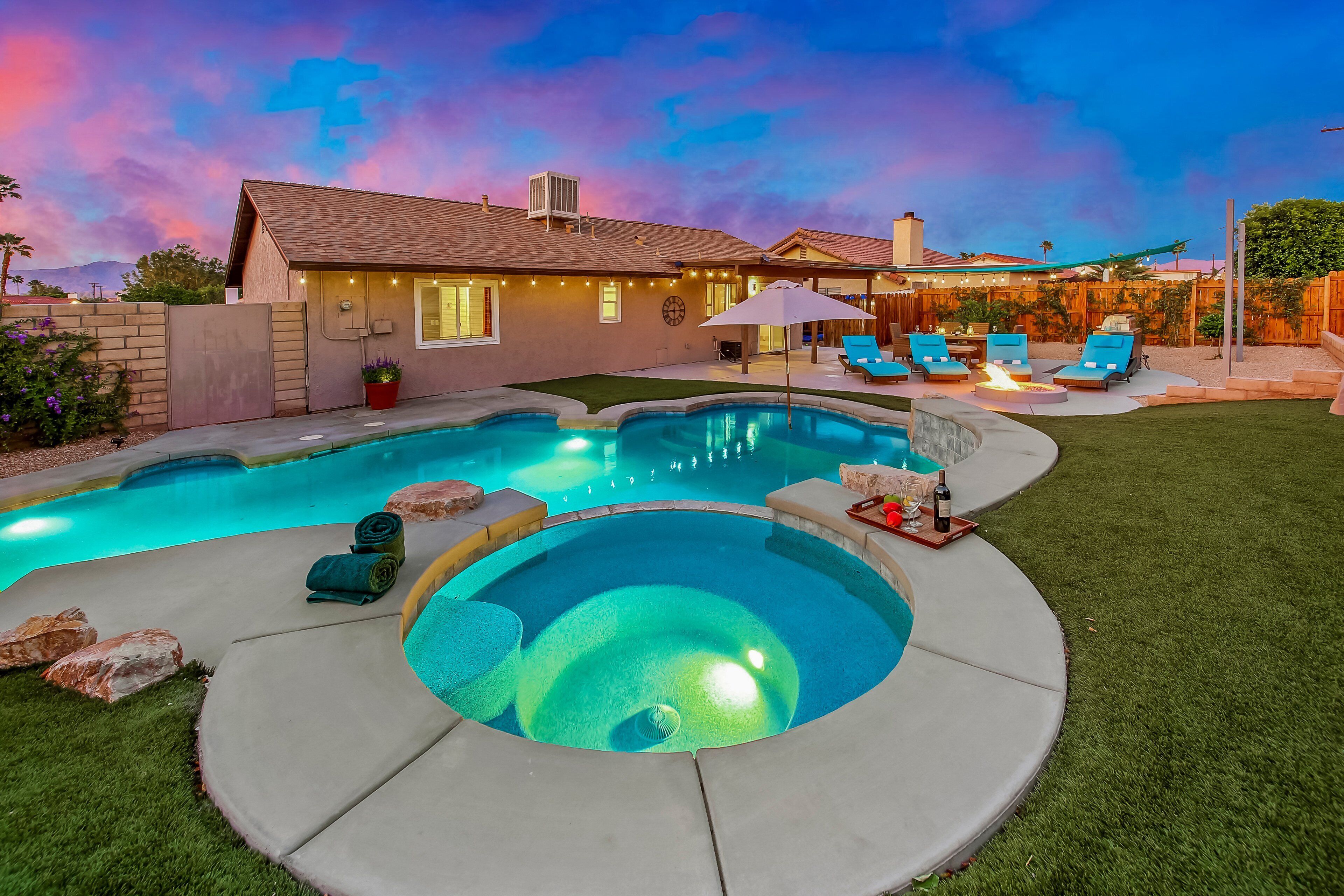 Bermuda Palms: Pool, Spa, Arcade Game, Fire pit!