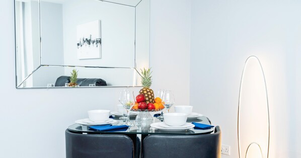 تناول الطعام