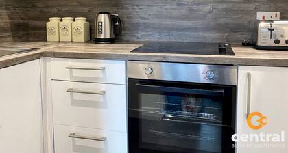 1 Bedroom Apartment by Central Serviced Apartments - City Centre