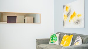 Living area - The Bond by Central Serviced Apartments - City Centre (Dundee)