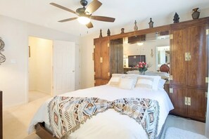 3 bedrooms, in-room safe, desk, iron/ironing board