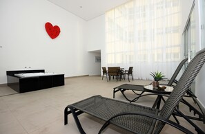 Premium Suite, 2 Bedrooms | Living area - It Itabira Hotel (Itabira)