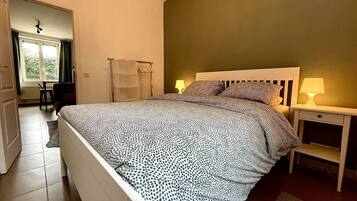 Apartemen Standar | 1 kamar tidur, Wi-Fi gratis, dan seprai linen