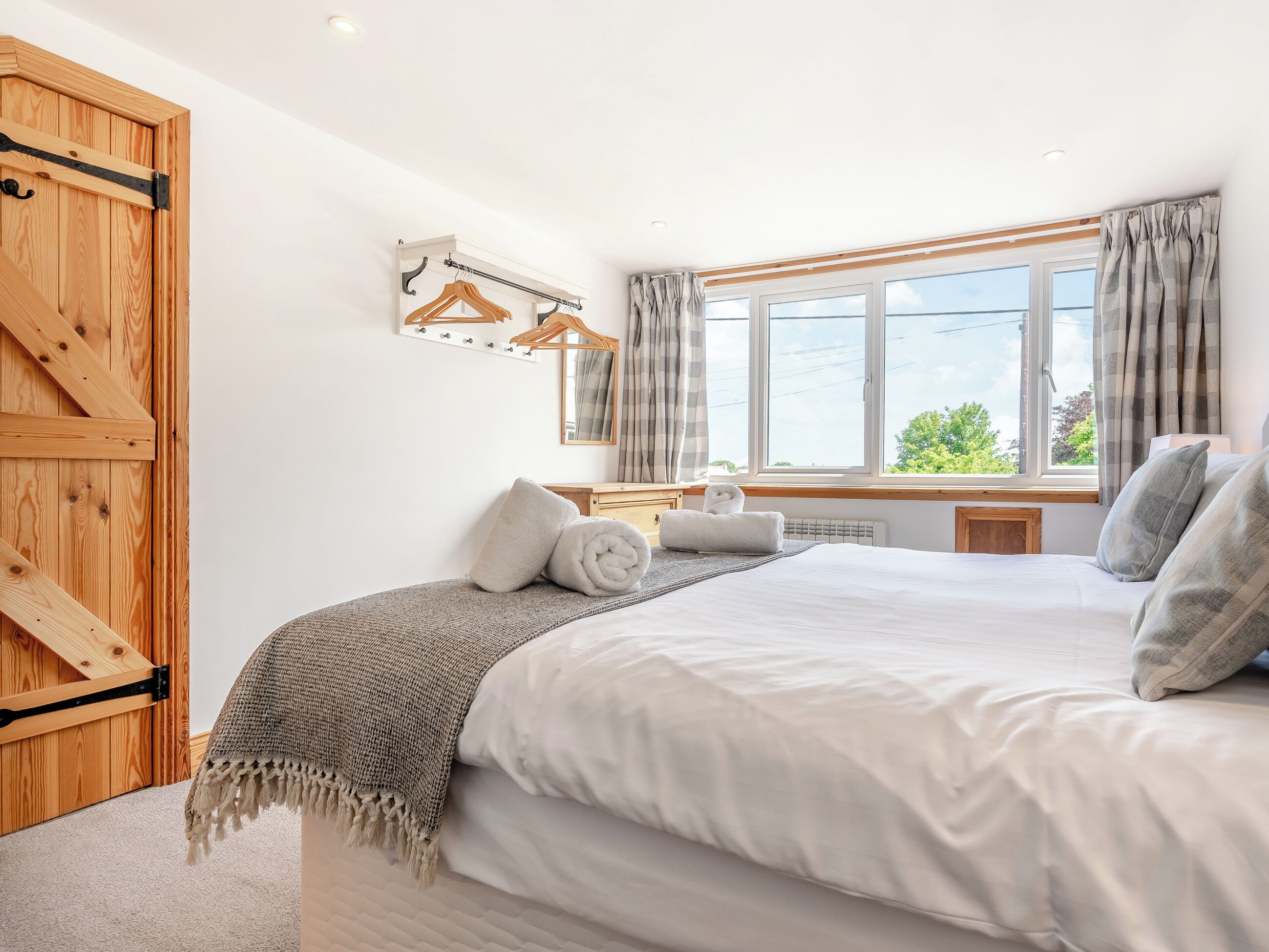 4 間睡房、免費 Wi-Fi、床單