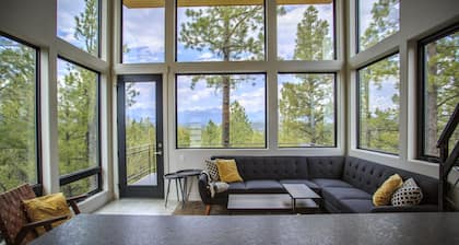Eagle Peak Cabin- best views and private trail