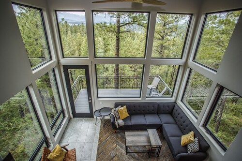 Eagle Peak Cabin- best views and private trail