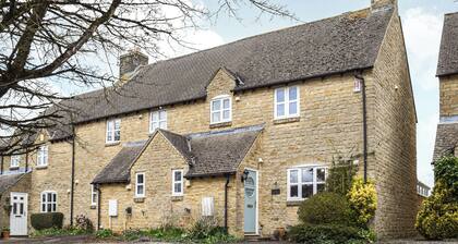 3 bedroom accommodation in Little Rissington, near Bourton on the Water