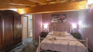 3 多间卧室、熨斗/熨衣板、免费 WiFi、床单