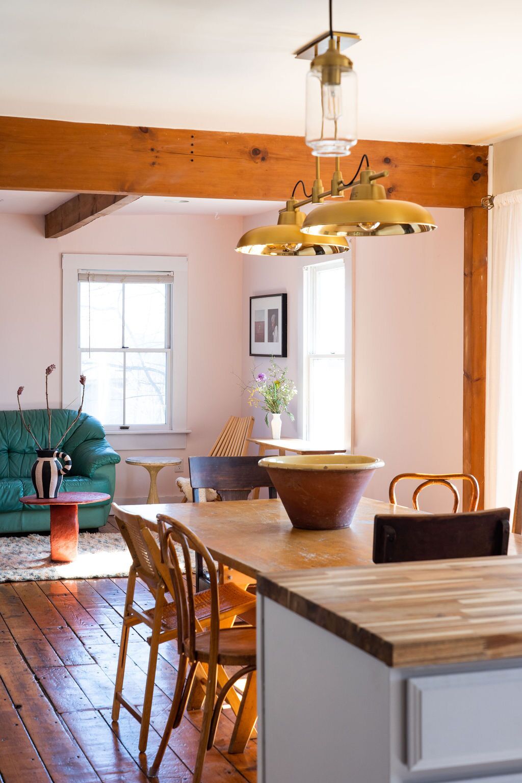 A Vibrant Restored Hudson River Home For Rest