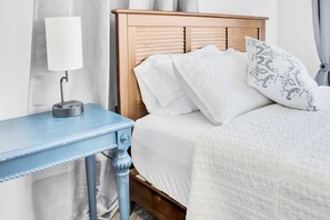 4 bedrooms, in-room safe, iron/ironing board, WiFi