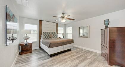 2 Story 4 Bedroom Modern Home near Kalahari Resort