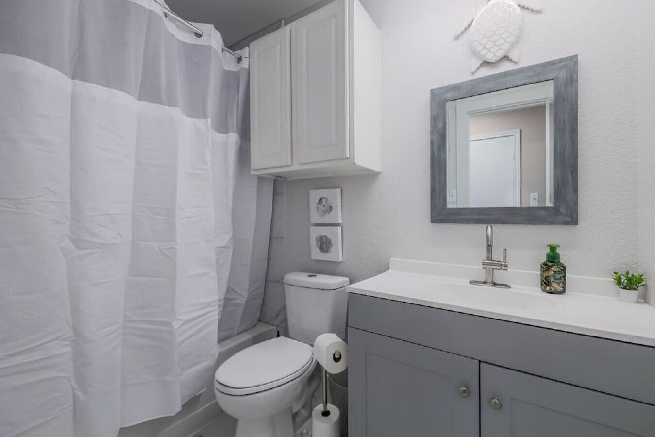 WeWelcome you to Hutto Heaven: Large Home w/ Pool