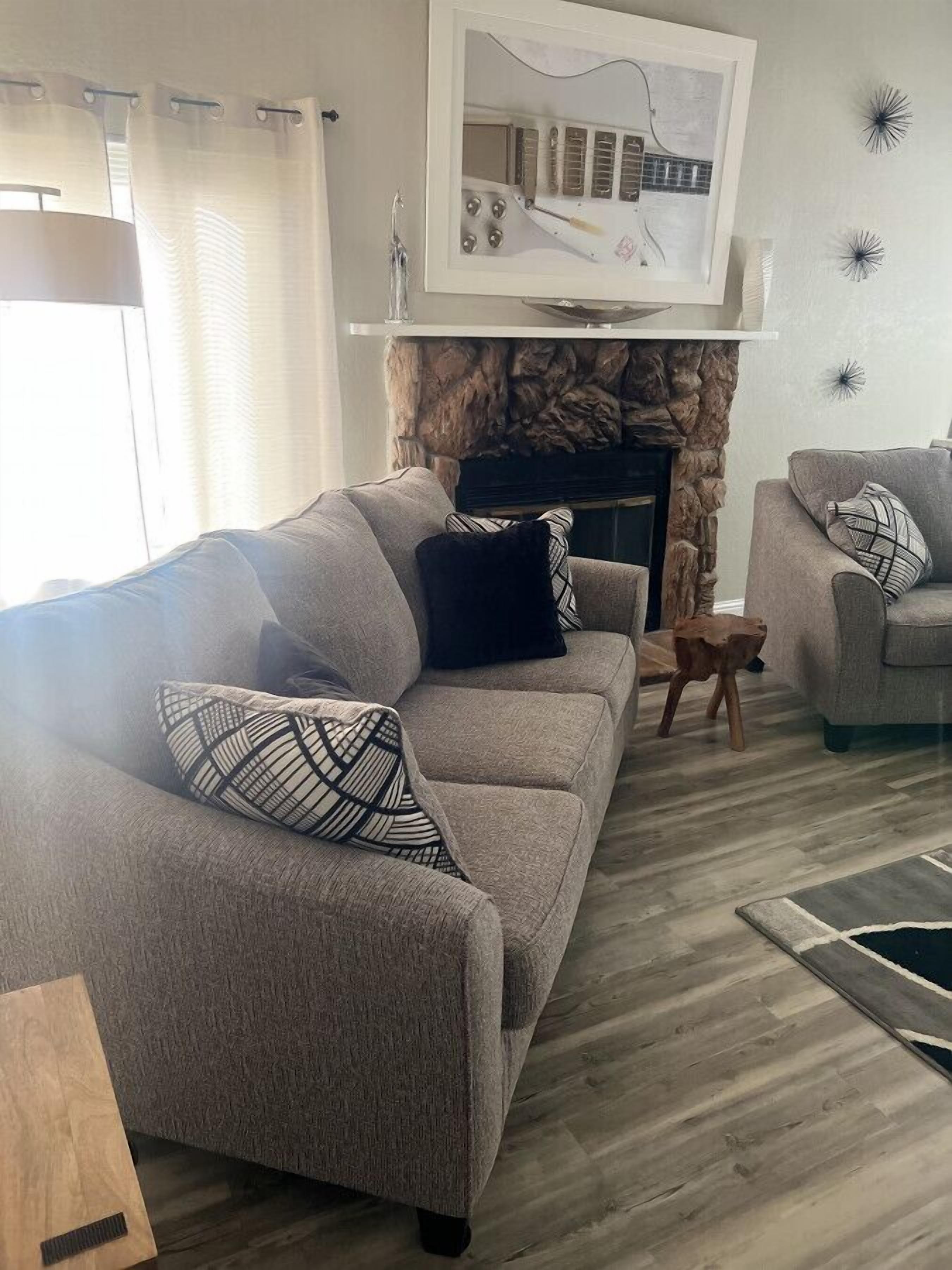 Modern Home Perfect for Vacations in Sparks / Reno