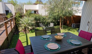 Outdoor dining - Riboleys - Villa T3 à 400m de la mer avec piscine (Vias)