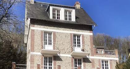 Seaside villa in Normandy, exceptional setting
