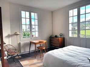 5 sovrum, strykjärn/strykbräda, resesäng och wi-fi