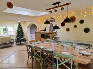 คอทเทจ | ร้านอาหาร