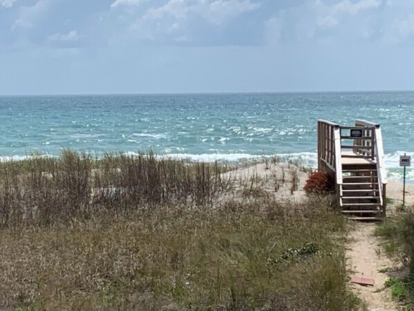 Beach nearby, sun loungers