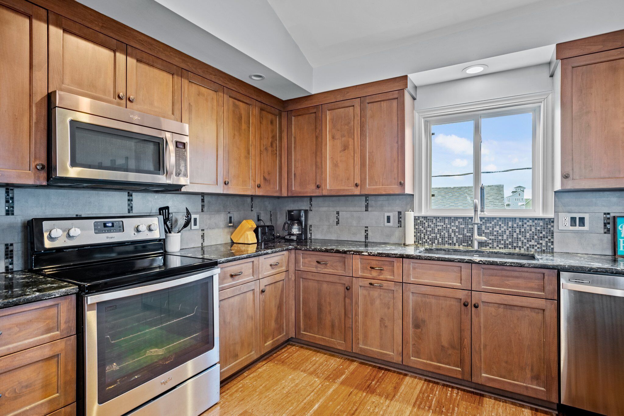 Amazing Ocean View Beach House - North Topsail Beach