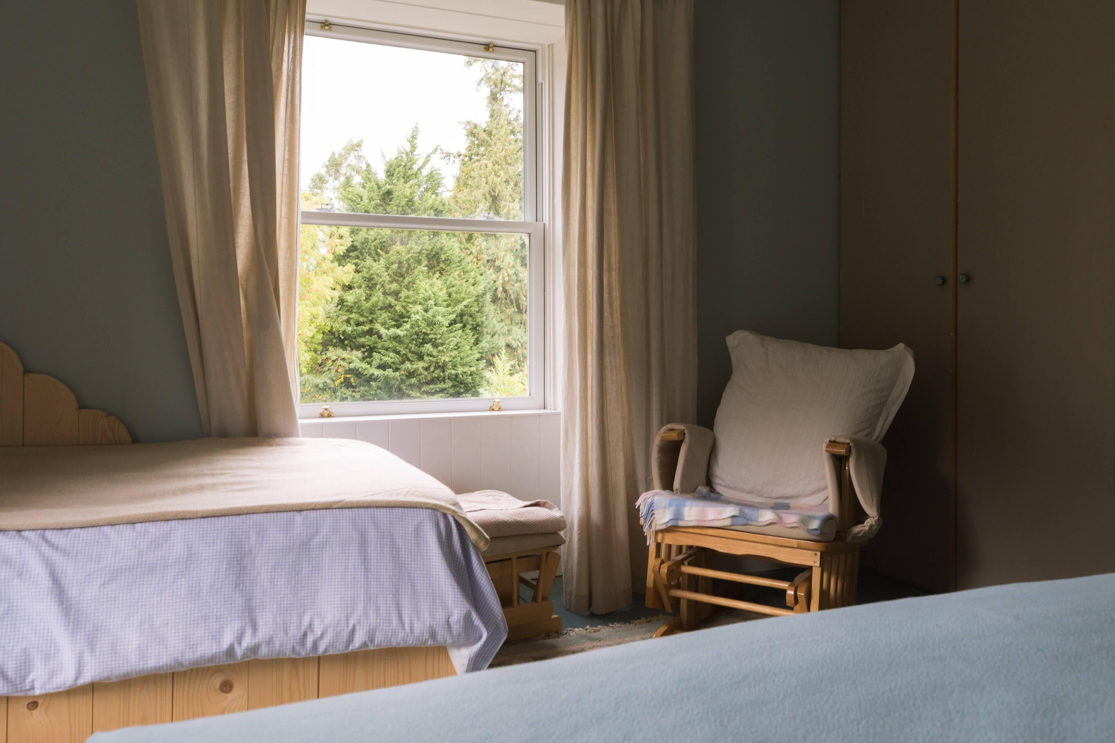 Wonderful 7-bedroom period home (+sauna +views)