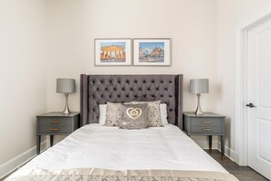 Apartment | 1 bedroom - Heritage Rideau 1Br Apartment Free Parking (Smiths Falls)