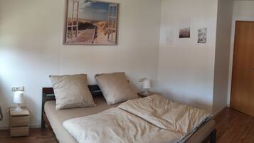 1 chambre, bureau, fer et planche Ă repasser, Wi-Fi gratuit