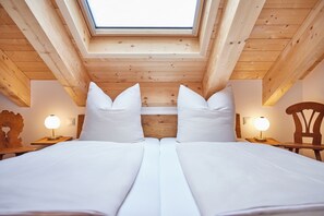 2 Schlafzimmer, Schreibtisch, Bügeleisen/Bügelbrett, kostenloses WLAN