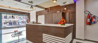 Itsy Hotels Royal Galaxy - 3 km from Sangam