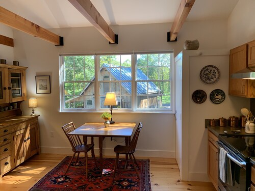 Hemlock Knowle Farm - Lovely Private 1 Bedroom Apartment on Secluded Horse Farm