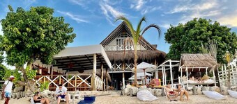 Handsome! Beach Hotel - Punta Arena, Tierra Bomba Island - Cartagena