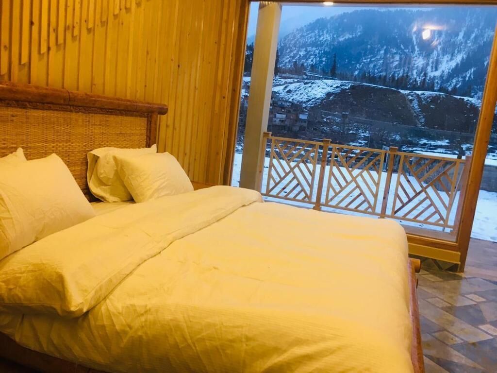 Deluxe Double Room | Mountain view