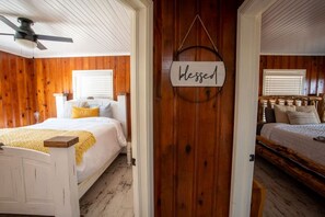 3 habitaciones, escritorio, tabla de planchar con plancha y wifi gratis 