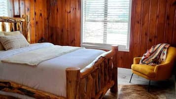 3 dormitoris, escriptori, planxa i posts de planxar i wifi gratuïta