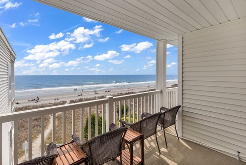 Ocean Pier Beach-view Condos