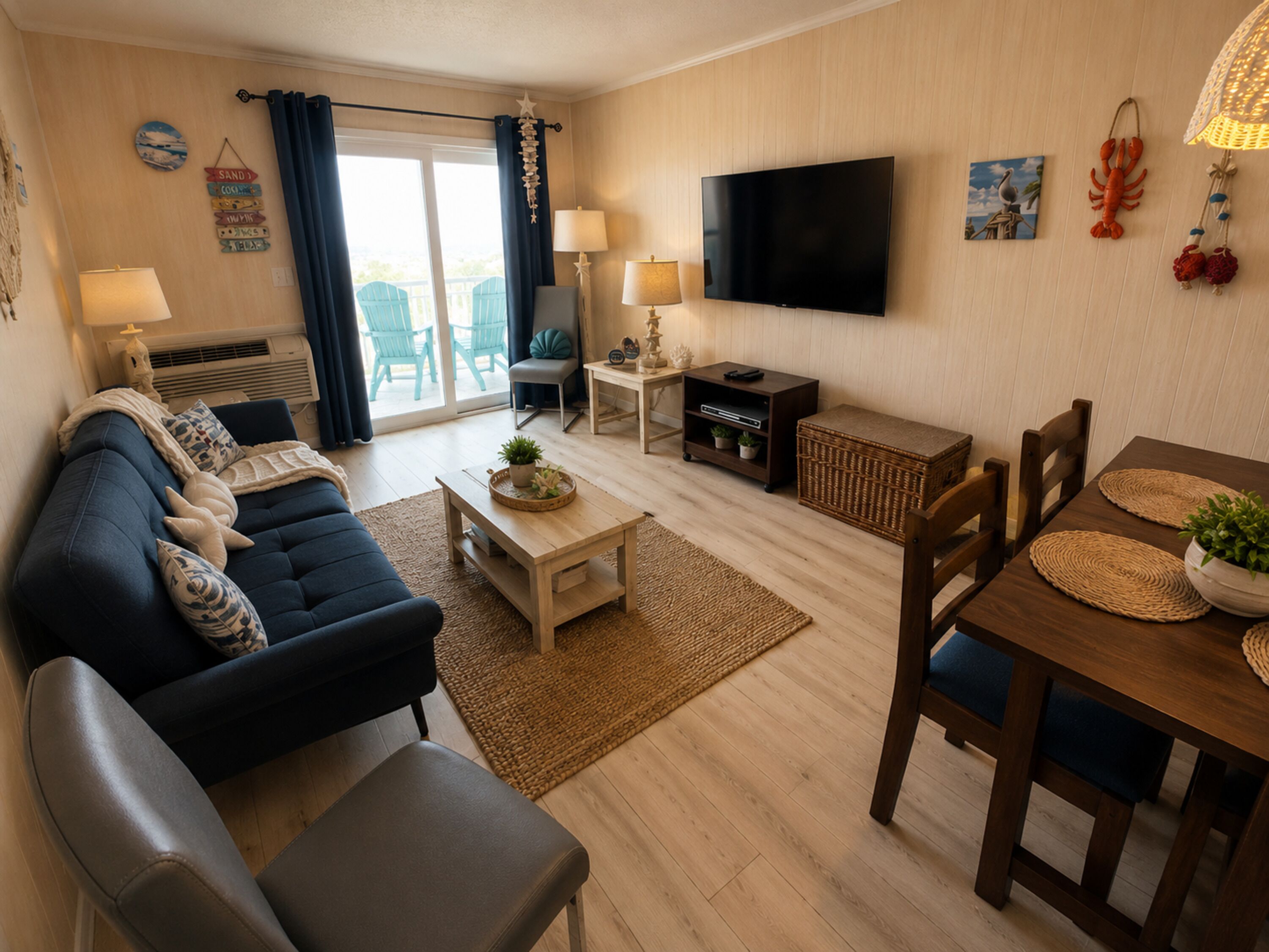 Exclusive Condo, 2 Bedrooms, Ocean View | Living room | Smart TV