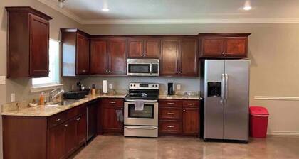 Double Pistol 2-bedroom apartment