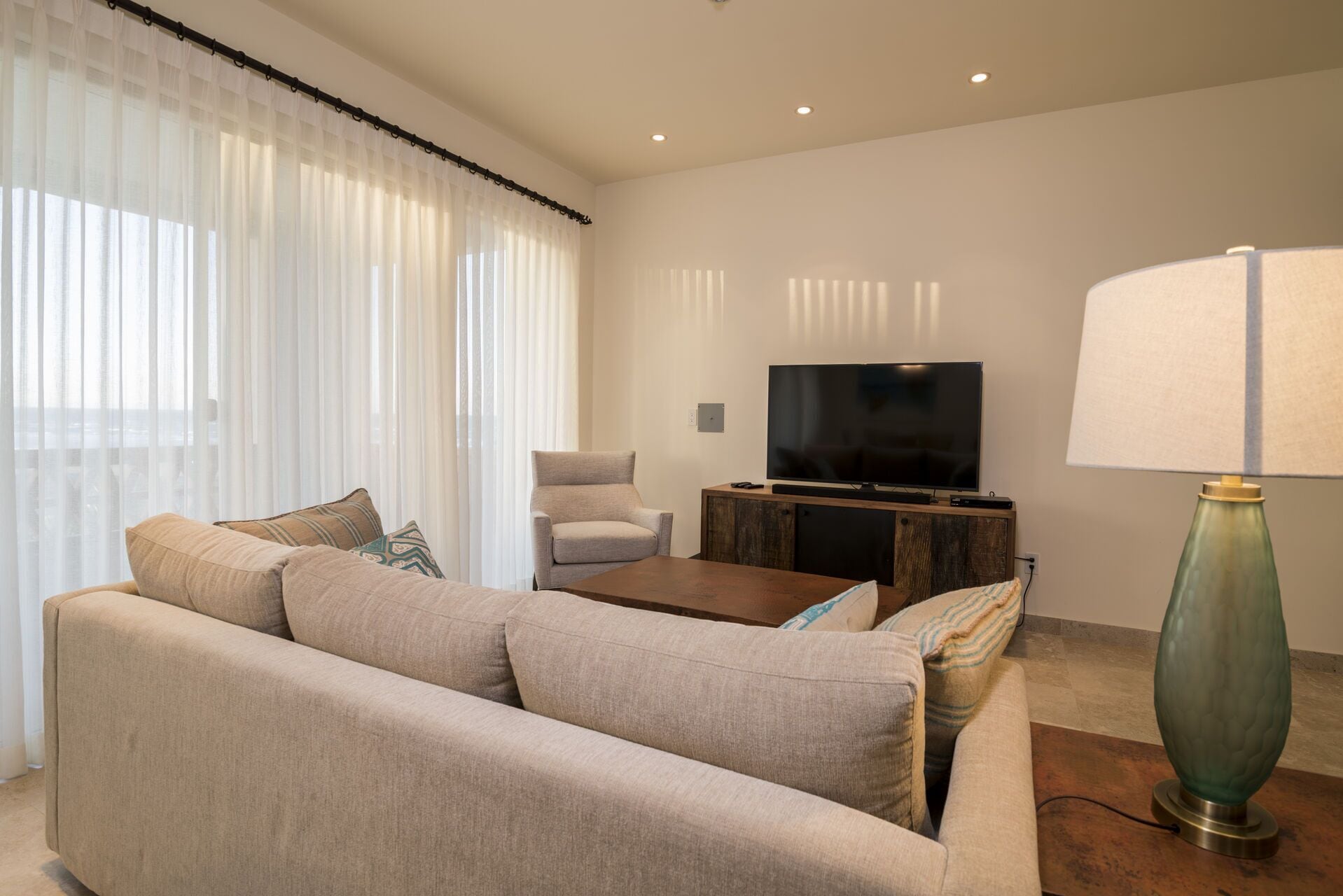 Ocean View Condo at Pool-Beach and Golf Resort with Concierge, Maids and Chef - Meal Services