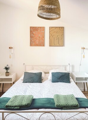 1 chambre, fer et planche Ă repasser, Wi-Fi, draps fournis