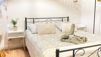 1 chambre, fer et planche à repasser, Wi-Fi, draps fournis
