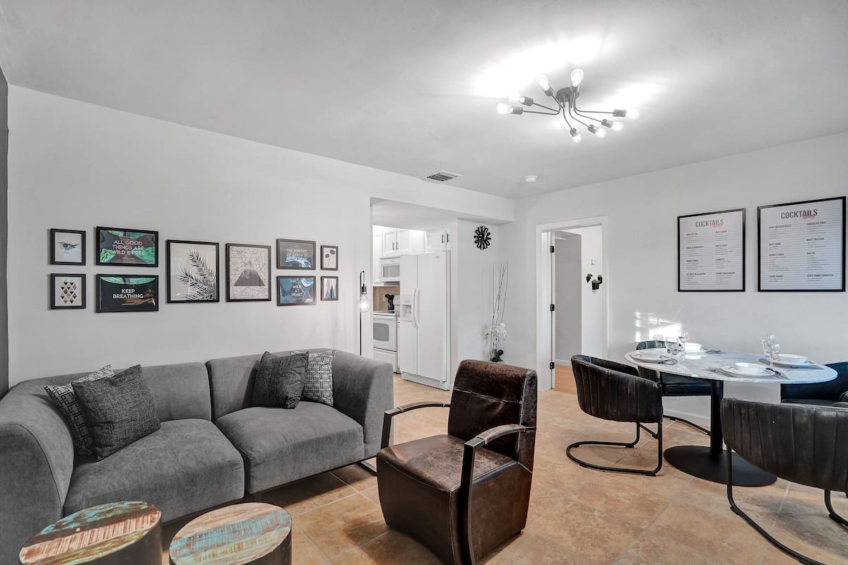 Appartamento (10) | Area soggiorno | Smart TV 42 pollici con canali digitali, TV, Netflix