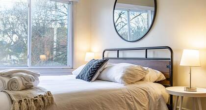 Clean, Fresh and Homey 2BR! Welcome!