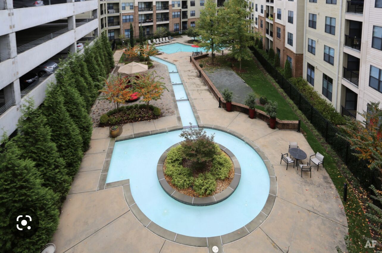 Beautiful upscale apartment in the heart of Downtown Atlanta