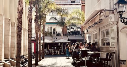 Super et stylé Fuengirola, Plaza de Chinorros!