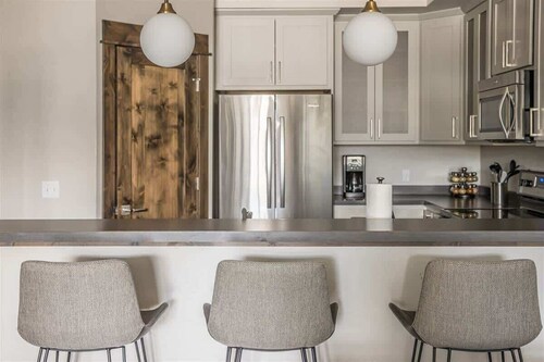 Modern Two Bedroom Condo Big Sky Town Center